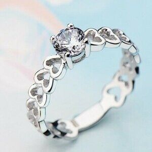 💍Lovely Anillos Hollow Heart Round Cut Moissanite Eternity Ring for Women, K770